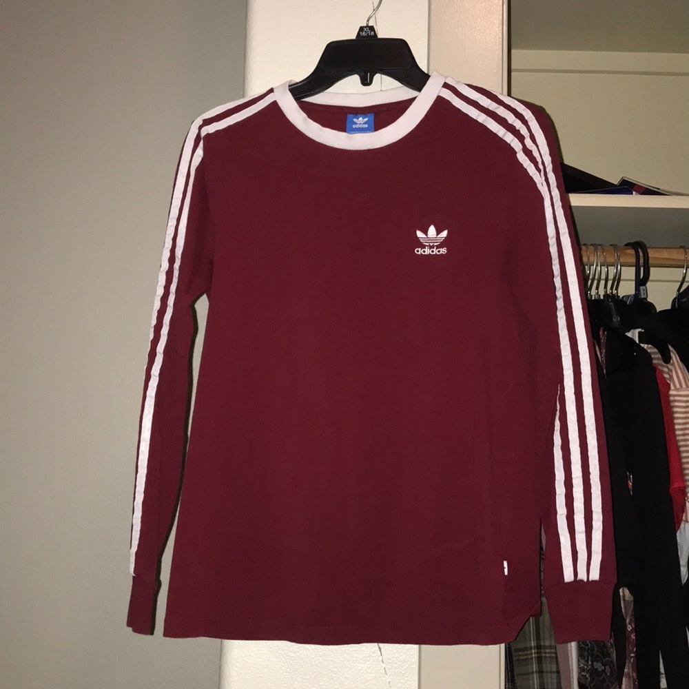 SOLD ON FB // Adidas long sleeve